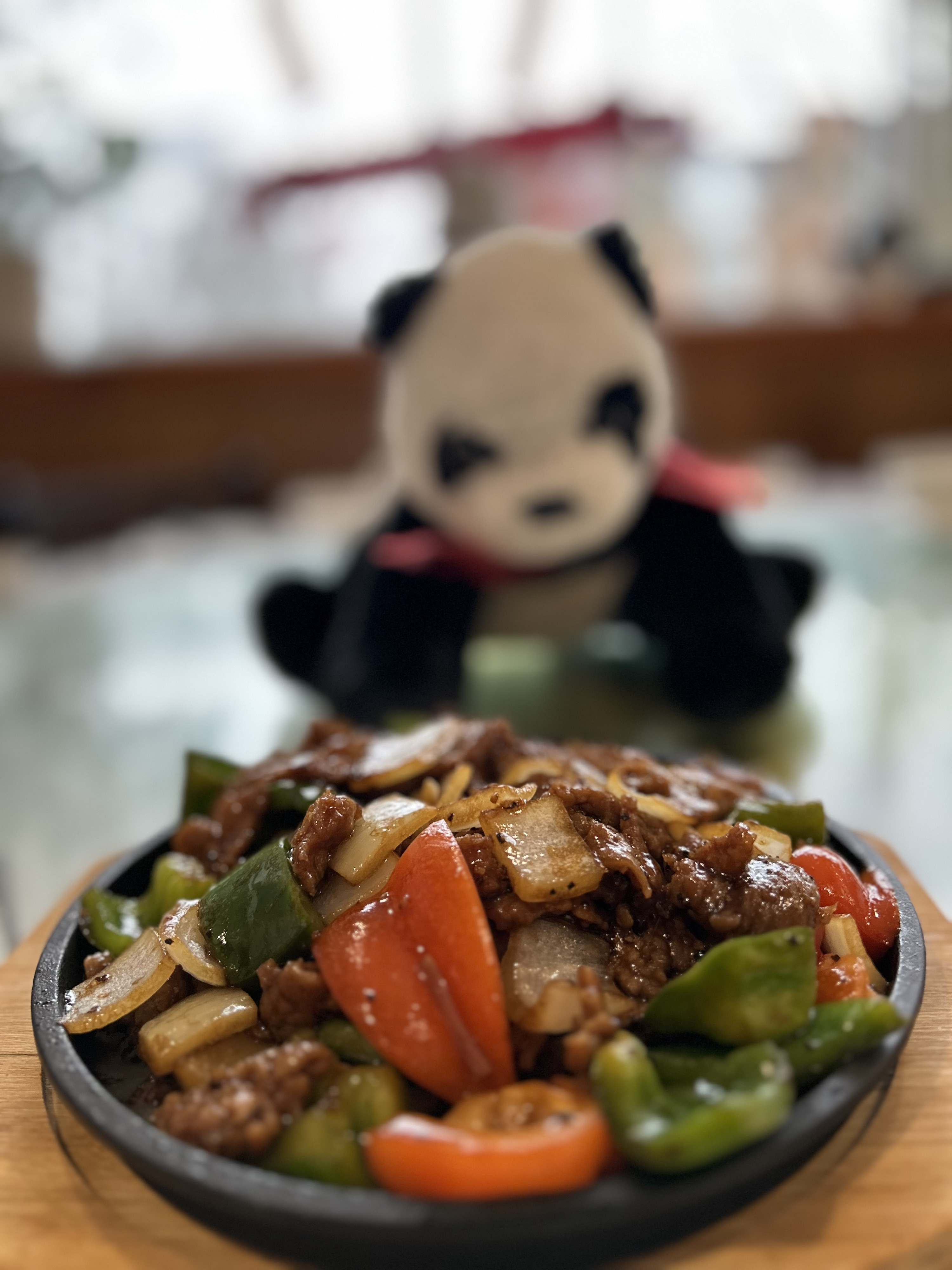 meat and veggie stir fry panda background