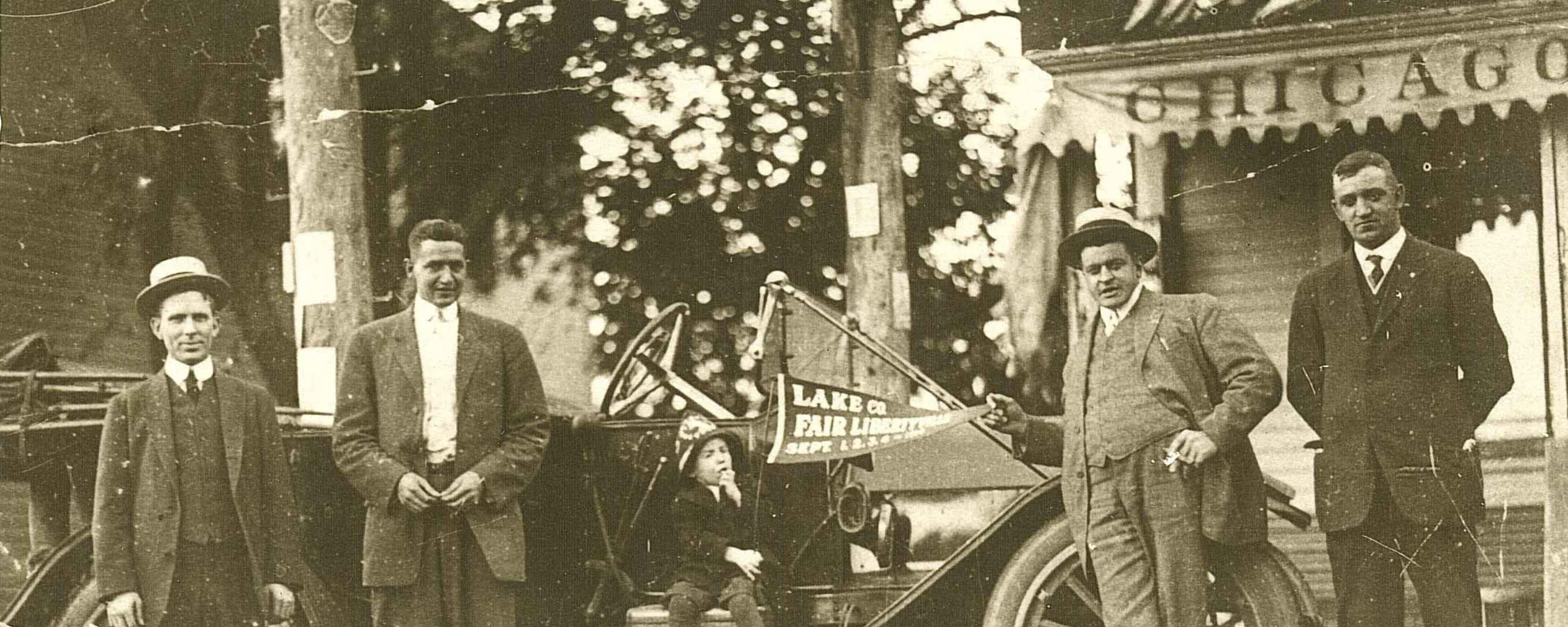1930s photo on milwaukee ave in wheeling